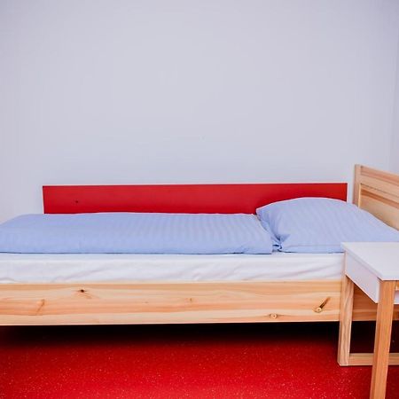 Miedzynarodowy Dom Spotkan Mlodziezy W Oswiecimiu Extérieur photo