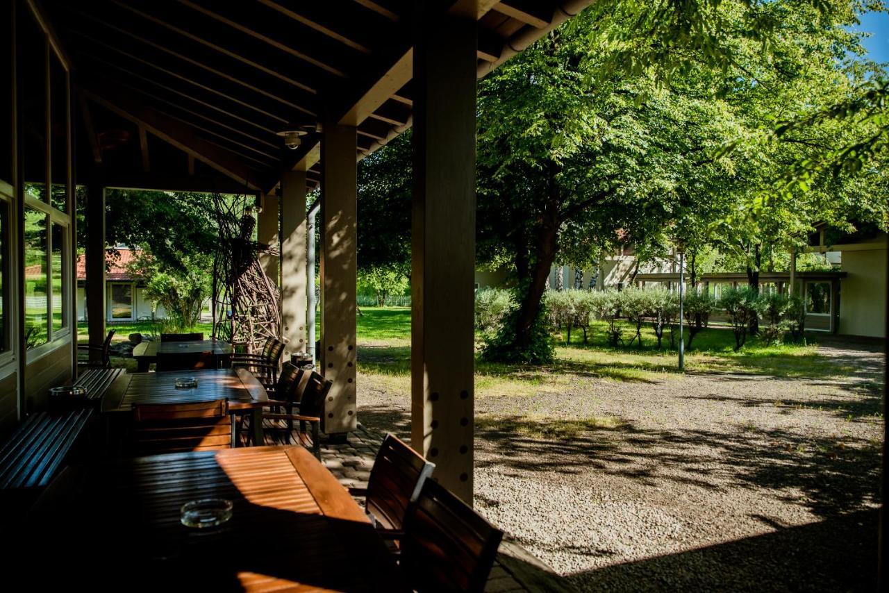 Miedzynarodowy Dom Spotkan Mlodziezy W Oswiecimiu Extérieur photo