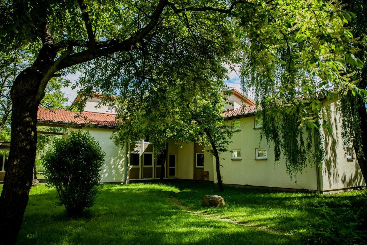 Miedzynarodowy Dom Spotkan Mlodziezy W Oswiecimiu Extérieur photo