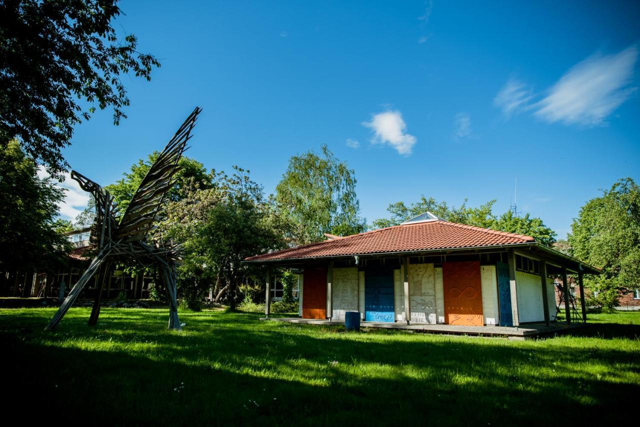 Miedzynarodowy Dom Spotkan Mlodziezy W Oswiecimiu Extérieur photo