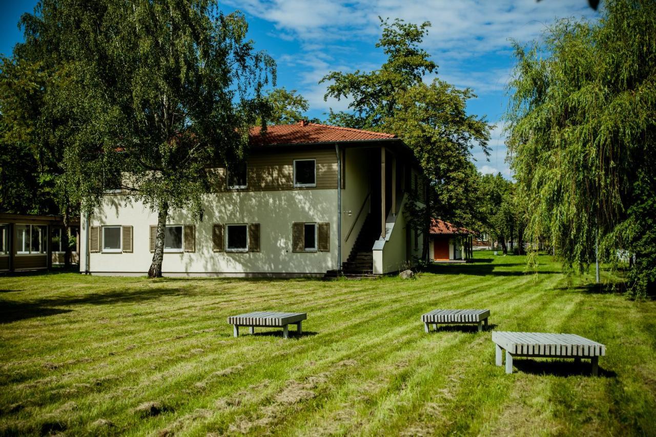 Miedzynarodowy Dom Spotkan Mlodziezy W Oswiecimiu Extérieur photo